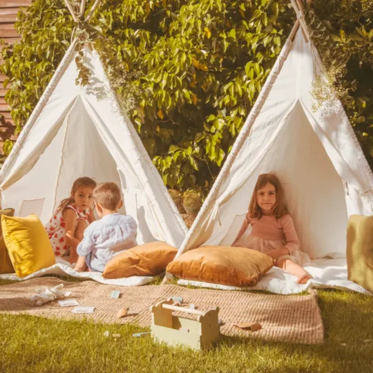 https://babysitterandevents.com/wp-content/uploads/2026/05/Elena-Cabezas4645-540x540.webp